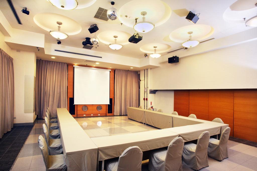 Hotel Les Champs Jiaoxi Bagian luar foto