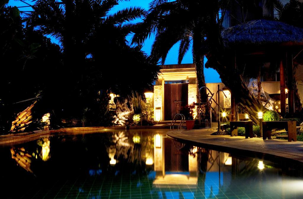 Hotel Les Champs Jiaoxi Bagian luar foto