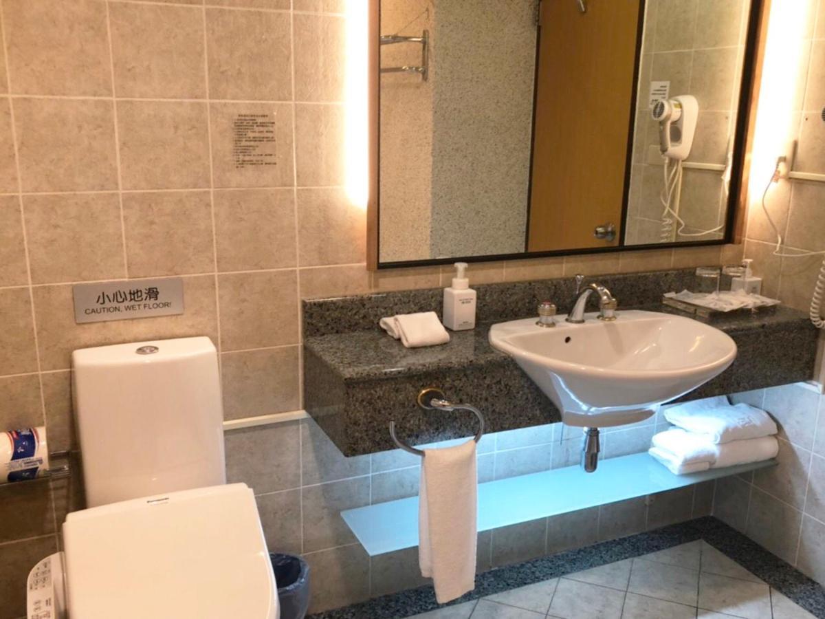 Hotel Les Champs Jiaoxi Bagian luar foto